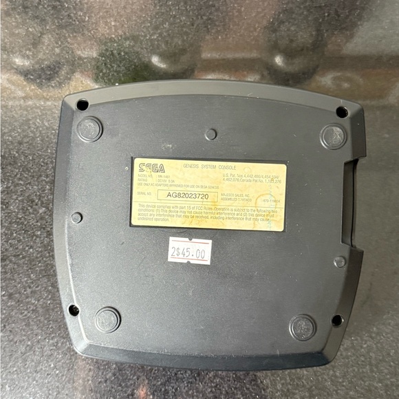 Sega Genesis Model 3 Console Bundle - Picture 12 of 15